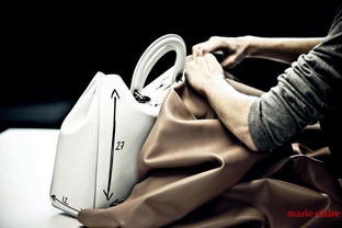 探索Dior包袋制作细节